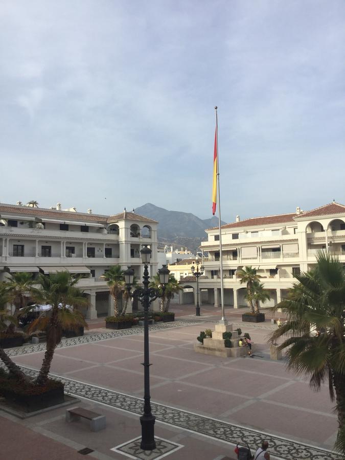 Plaza De Espana Boutique Apartment Nerja Exterior photo